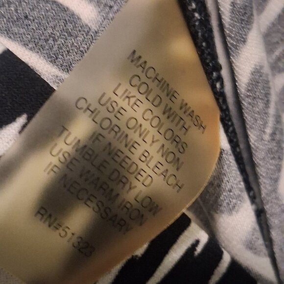 Chaus New York Black/White Leopard Print Stretch Casual Pull On Leggings M - Picture 3 of 3